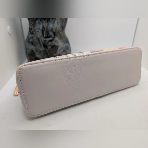 Ted Baker Cream and Pink Cosmetic Bag Rose Gold Zipper - Picture 4 of 7